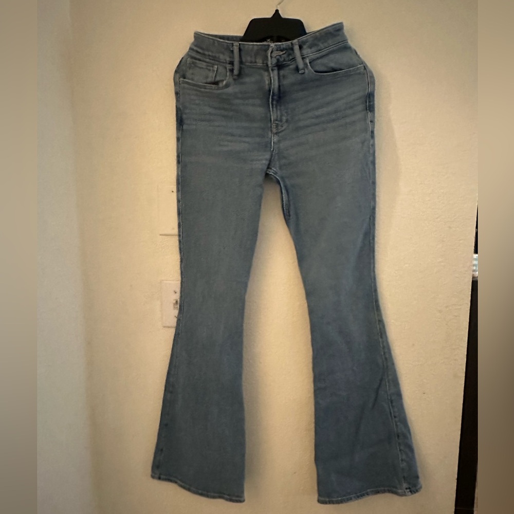 Hollister Classic Blue flare Jeans